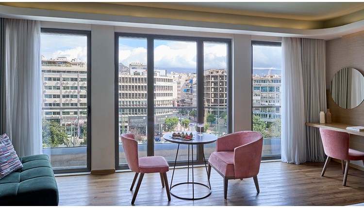 Zeus Essence Wyndham Athens Residence , Афины